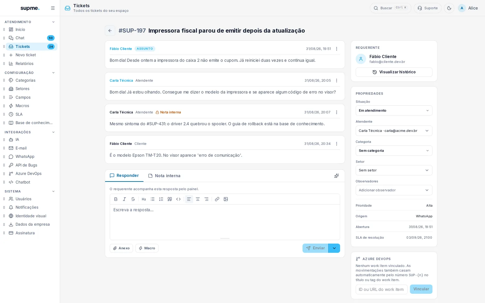 Ticket com contexto, mensagens e ações de atendimento